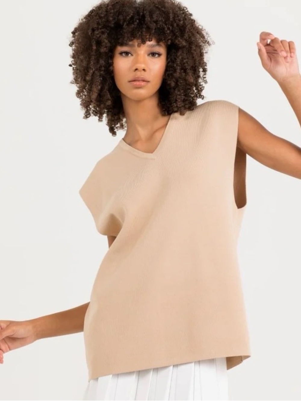 NWT Aleeza Paris Oversized V-Neck Knit Vest in Mocha